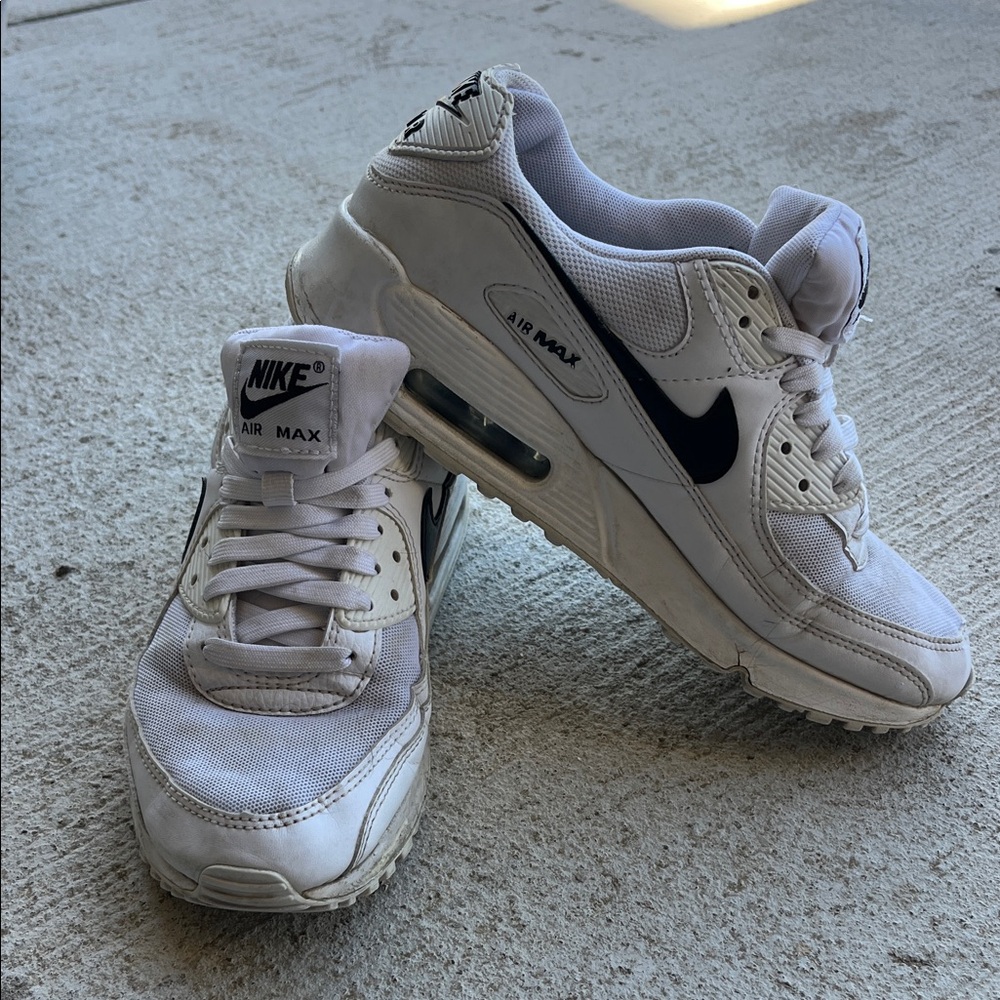 Nike White and Black Air Max Sneakers